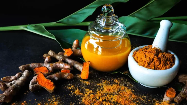 Benefits of turmeric water for weight loss and skin care