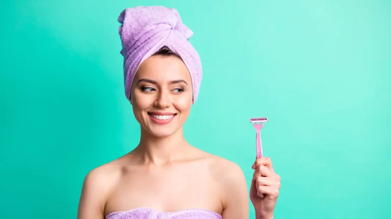Is using razor for hair removal a good option? Find 7 benefits of shaving