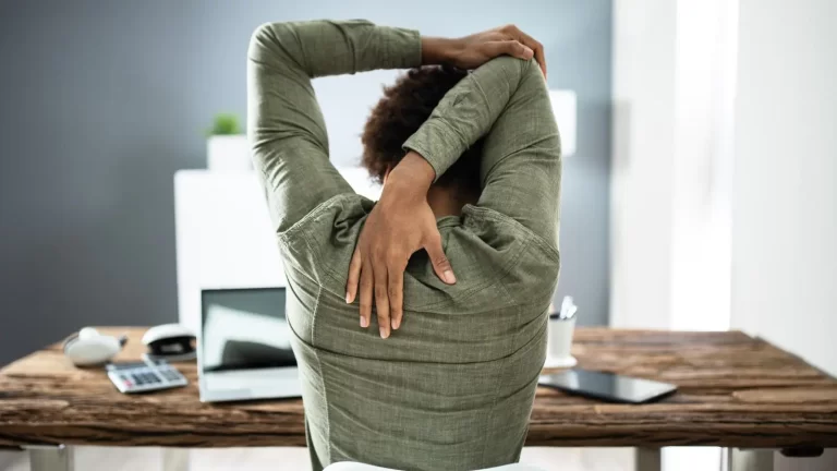Work from home: 9 tips to prevent back pain