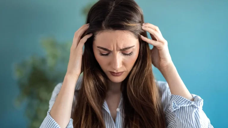 5 essential oils for headaches and migraines