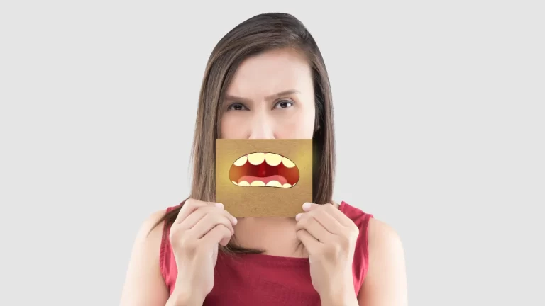 Oral health mistakes: 5 causes of yellow teeth