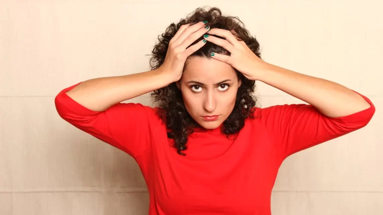 How to stop panic attacks? Here are 5 ways to deal with it