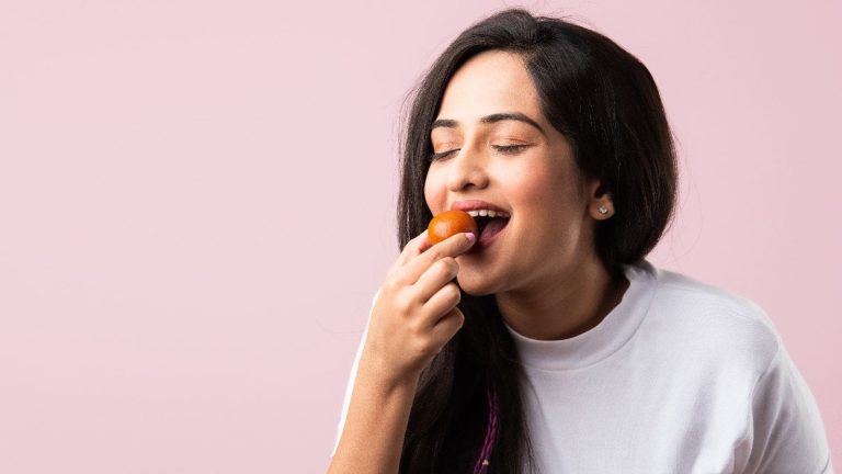 Diwali 2022: Healthy eating tips for a guilt-free festive season