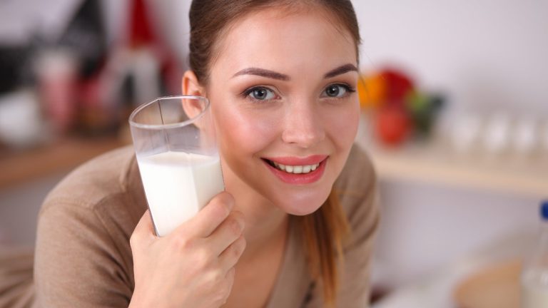 Know what ayurveda says about milk consumption