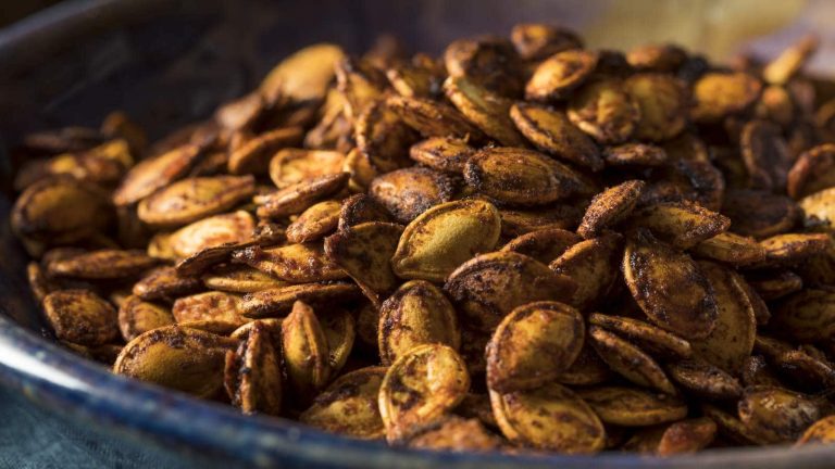 Know how to roast pumpkin seeds in these 5 easy steps