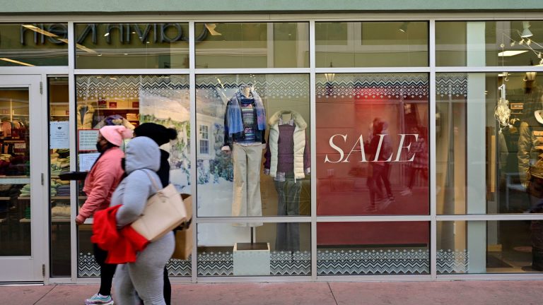 Big discounts equals high pressure for retailers