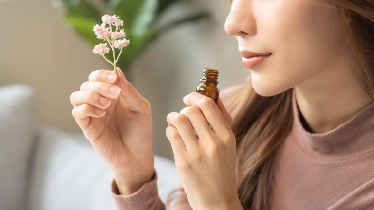 Anxious? Try these 5 natural scents to calm anxiety