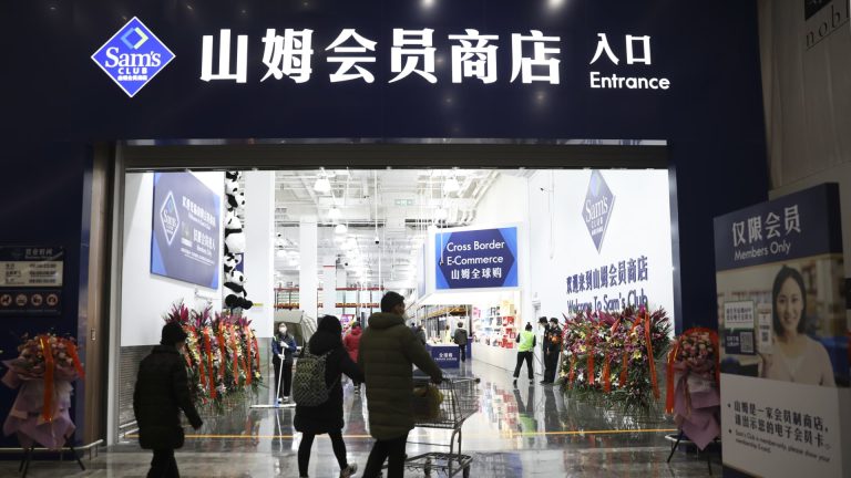 Most Chinese shoppers are very cautious about going out, survey finds