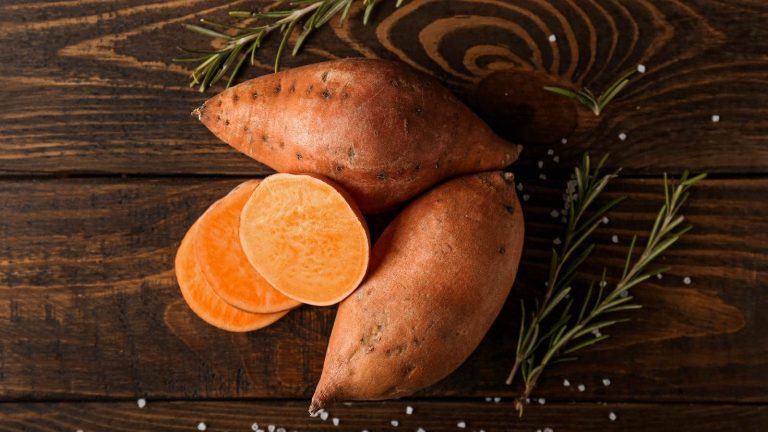 Baked Vs boiled sweet potato: Which one is healthier for you?