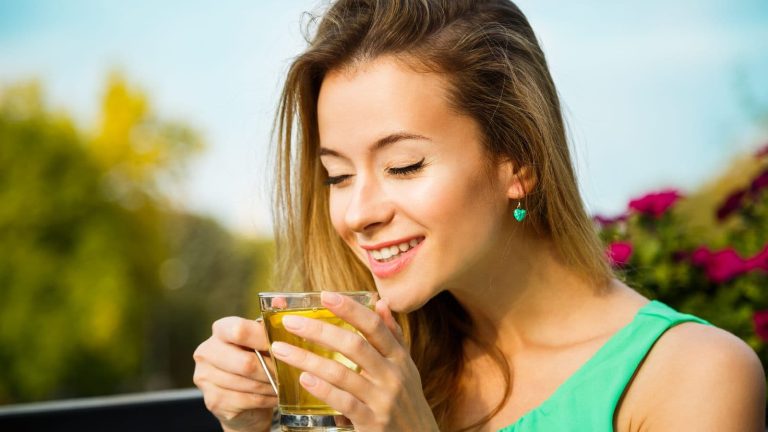 Side effects of green tea: Know how it affects your liver