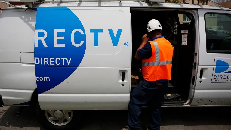 DirecTV lays off staffers as cord-cutting accelerates