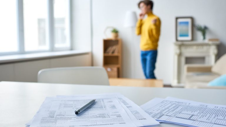 Here are 3 moves to make before the 2023 tax filing season opens
