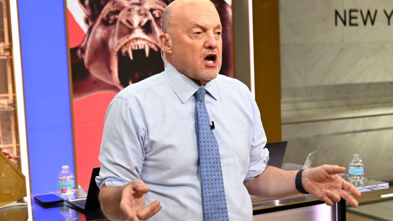 Jim Cramer predicts these 10 Dow stocks will perform well in 2023