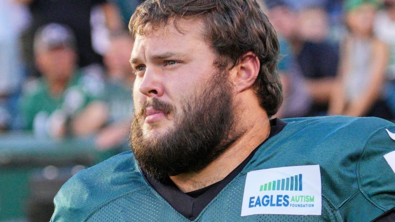 Philadelphia Eagles player indicted on rape and kidnapping charges days before he’s set to play in the Super Bowl