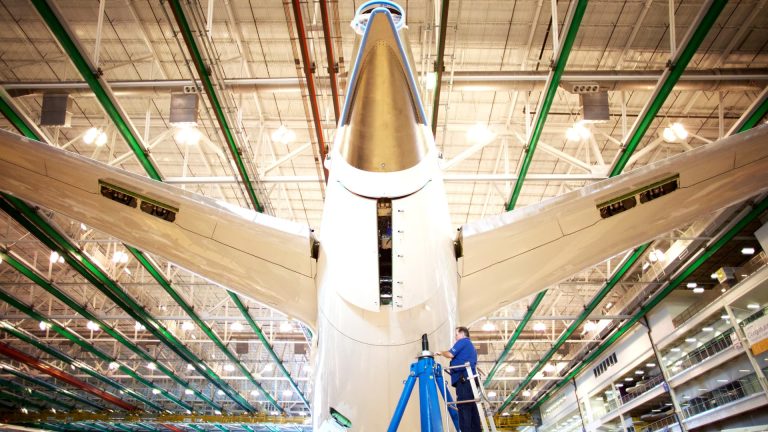 Boeing sells Saudi airlines 78 Dreamliner planes