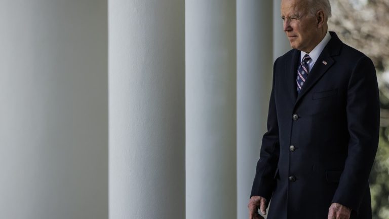 Biden’s first veto preserves 401(k) investment rule about ESG funds