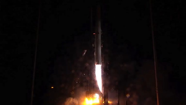Relativity’s 3D-printed Terran 1 rocket launches, fails to reach orbit
