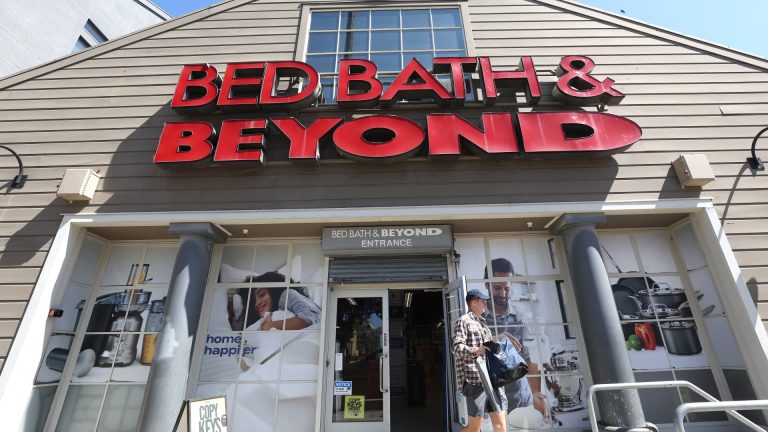 Bed Bath & Beyond faces bankruptcy, seeks reverse stock split