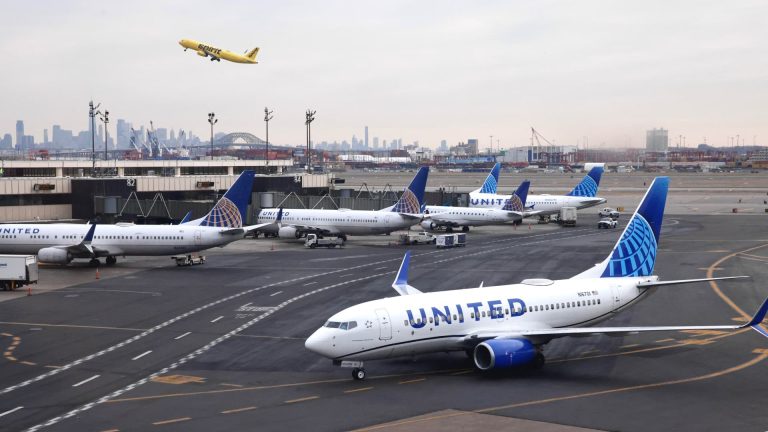 Airlines answer congested airports and rising costs with bigger planes