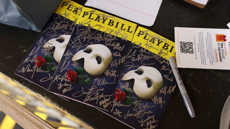 ‘Phantom of the Opera’ final shows sell out, ticket prices spike