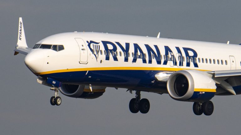 Ryanair places Boeing plane order for at least 150 of largest 737 Max