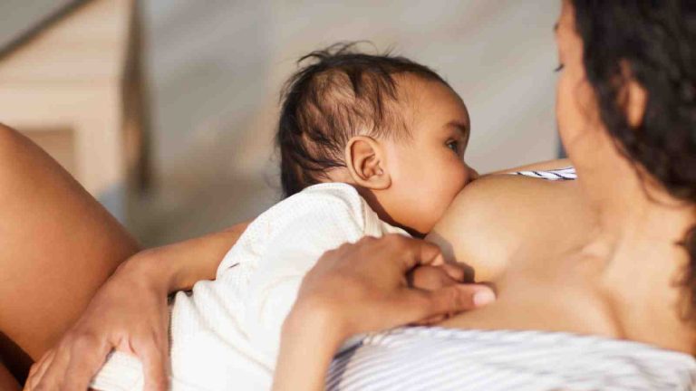 Breastfeeding with flat nipples: 7 tips to make latching easier