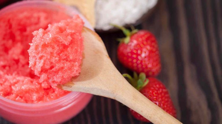 Get glowing skin with this strawberry and brown sugar face scrub